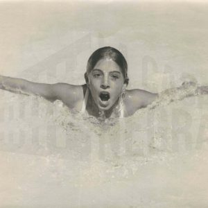 La nadadora de Aranjuez Maribel Talavera entrenando a estilo mariposa