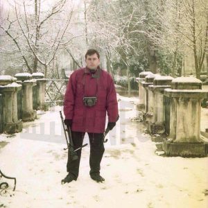 José Luis Talavera junto a la ría del Jardín de la Isla de Aranjuez nevado