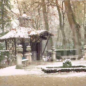 Caseta del guardia y entrada al Jardín del Príncipe de Aranjuez nevados