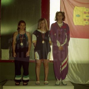 Medallistas en una competición de natación en Toledo