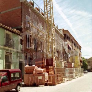 Edificios en obras en la Calle Gobernación en Aranjuez
