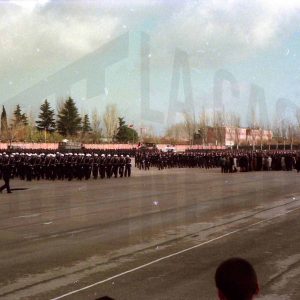 Desfile militar durante la ceremonia de jura de bandera en el Acuartelamiento Aéreo de Getafe