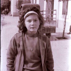 Retrato de una niña en la Calle Príncipe de Aranjuez