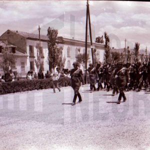 Soldados desfilando en la procesión del Corpus Christi en Aranjuez