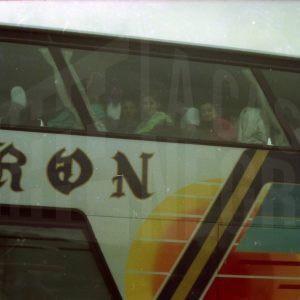 Varias personas en un autobús