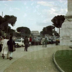 Monumento a Vittorio Emanuele II y Coliseo en Roma