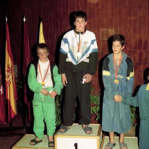 Medallistas tras una competición de natación en Madrid