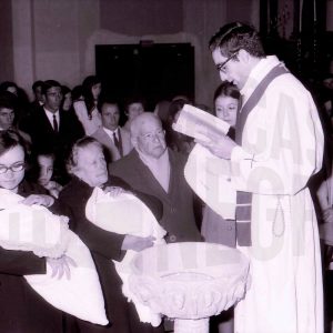 Bautizo de José Luís Talavera Gálvez en la Iglesia de Alpajés