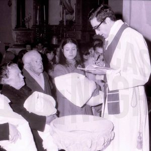 Bautizo de José Luís Talavera Gálvez en la Iglesia de Alpajés