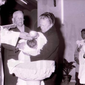 Bautizo de José Luís Talavera Gálvez en la Iglesia de Alpajés