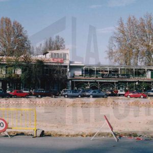 Obras en la Plaza de Santiago Rusiñol con el Restaurante Rana Verde de Aranjuez al fondo