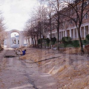 Obras de remodelación en la Calle San Antonio de Aranjuez junto a la Casa de Caballeros