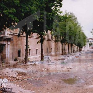 Obras de remodelación en la Calle San Antonio de Aranjuez junto a la Casa de Caballeros
