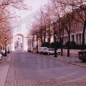 Perspectiva de la Calle San Antonio tjunto a la Casa de Caballeros en Aranjuez