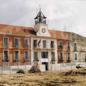 Obras de reforma en la Plaza de la Constitución de Aranjuez junto al Mercado de Abastos