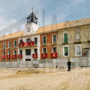 Obras de reforma en la Plaza de la Constitución de Aranjuez junto al Ayuntamiento