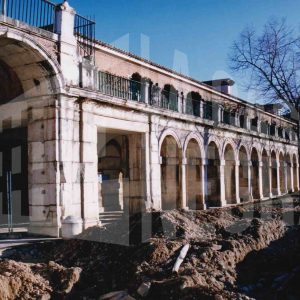 Obras en la Avenida de Palacio y la Plaza de Parejas en Aranjuez junto al Palacio Real