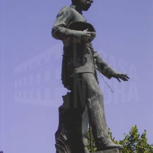 Estatua del rey Alfonso XII en la Plaza de la Constitución de Aranjuez