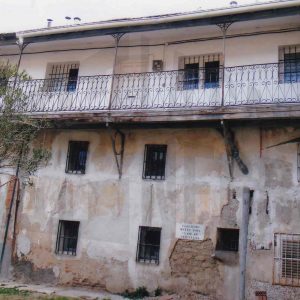 Patio y corredor de la corrala del Palacio de Osuna en la Calle Príncipe de Aranjuez