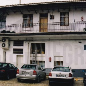 Patio y corredores de una corrala en la Calle Abastos de Aranjuez