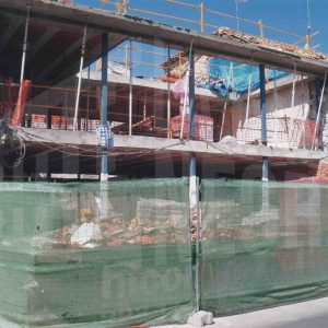Construcción de un nuevo edificio en el solar de la antigua sede de la Cruz Roja en la calle Capitán en Aranjuez