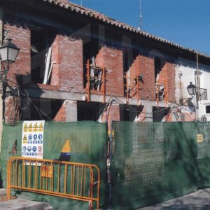 Construcción de un nuevo edificio en el solar de la antigua sede de la Cruz Roja en la calle Capitán en Aranjuez