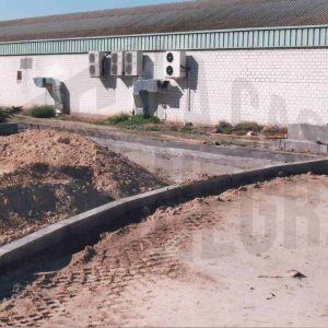 Obras de construcción de la Glorieta de Robert Bosch y nave industrial en Aranjuez