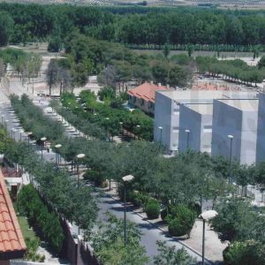 Vista aérea de las instalaciones del IES Santiago Rusiñol y sus inmediaciones en Aranjuez
