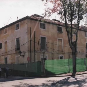 Edificio desaparecido en la calle Gobernador esquina calle del Rey en Aranjuez