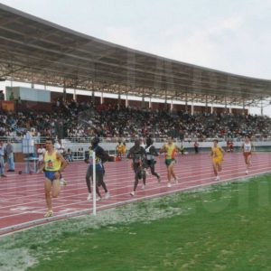 Carrera de atletismo en el Estadio Municipal de Deportes «El Deleite» de Aranjuez con motivo de su inauguración