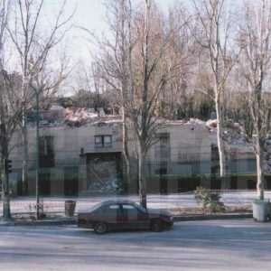 Obras de derribo de la antigua Clínica del Dr. Hermida, en Aranjuez