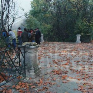 Visitantes en el Mirador del Culón en el Jardín de la Isla en Aranjuez