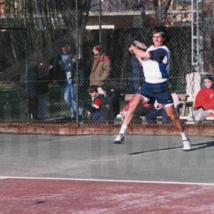 El tenista Pato Clavet en una exhibición en el Polideportivo Municipal de Aranjuez