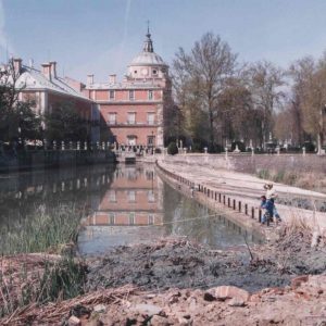 Obras en la Presa del Palacio, junto al Jardín de la Isla y el Palacio Real, en Aranjuez