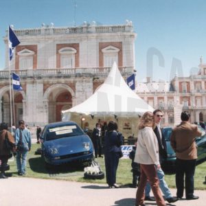 Primer Salón del Automóvil de Aranjuez, delante del Palacio Real