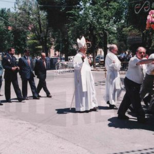 Autoridades religiosas, civiles y militares en la procesión de San Fernando en Aranjuez