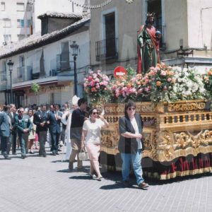 Autoridades religiosas, civiles y militares en la procesión de San Fernando en Aranjuez