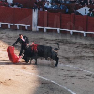 Curro Romero en la Plaza de Toros de Aranjuez durante la corrida del 30 de mayo