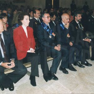 Asistentes a la misa en la Capilla del Palacio Real con motivo de la Fiesta de la Policía Nacional en Aranjuez