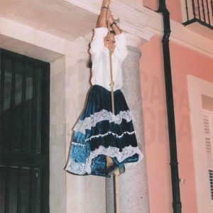 Personas durante el asalto al Palacio de Godoy en Aranjuez