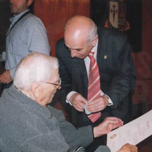 Entrega de diplomas y medallas a los miembros de las distintas Corporaciones Municipales de Aranjuez desde 1979