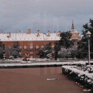 Jardín del Parterre y Palacio Real en Aranjuez tras una nevada