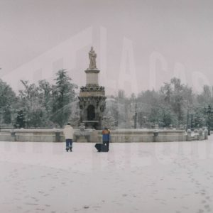Fuente de la Mariblanca y plaza de San Antonio en Aranjuez tras una nevada