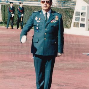 El Director de la Academia de Oficiales de la Guardia Civil, Rafael Yuste Martínez, durante el acto de rejura de bandera de la 2ª promoción de la Academia de Aranjuez