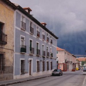 Calle de la Naranja, cruzando al fondo con Calle Stuart, Calle Postas y Carrera de Andalucía en Aranjuez