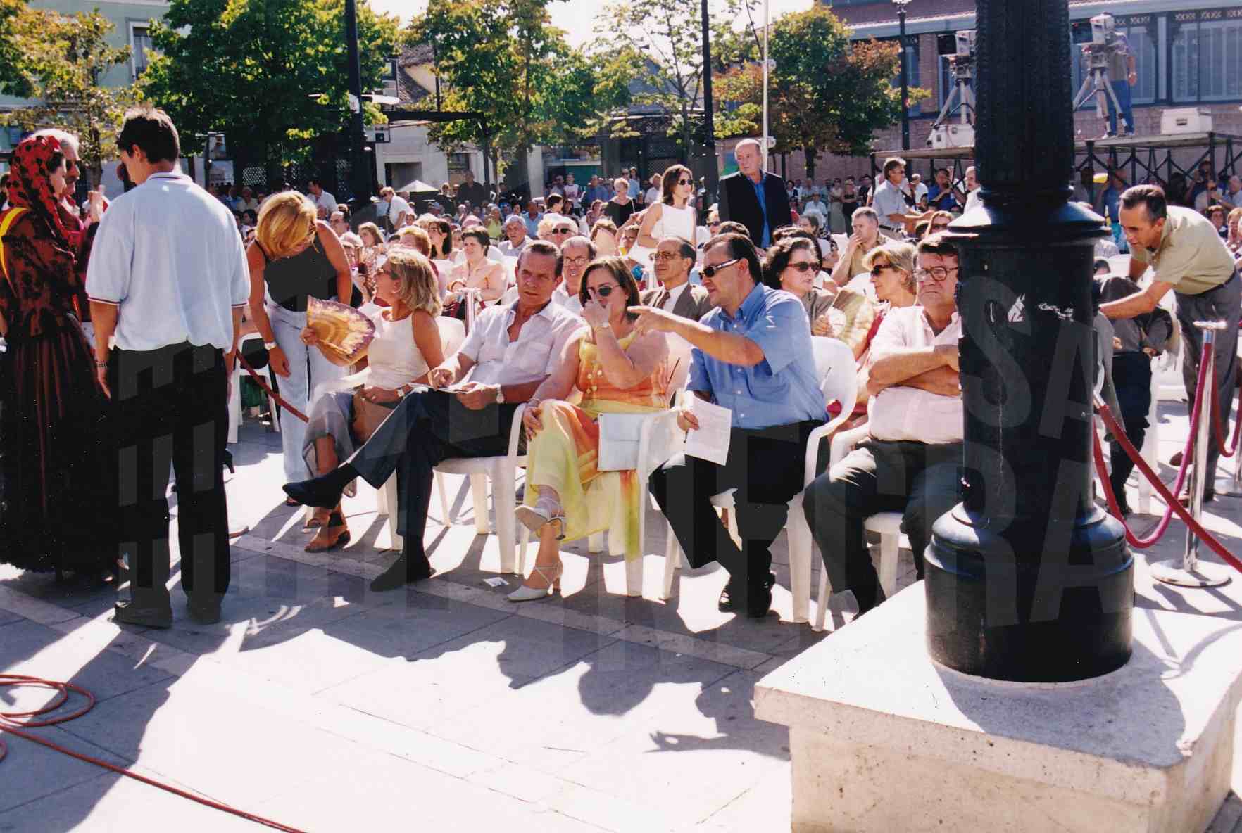 Autoridades y público en el Sorteo de Lotería Nacional en Aranjuez