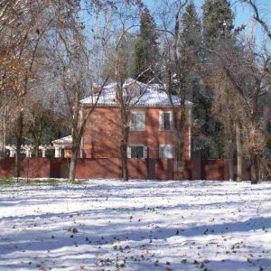 Caseron en la zona del Raso de la Estrella de Aranjuez tras una nevada