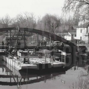 Obras de desmontaje del antiguo Puente Barcas en Aranjuez