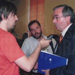 Un periodista entrevista a Eduardo García Fernández, Defensor del Ciudadano de Aranjuez