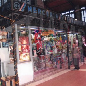 Bazar del Mercado de Abastos en Aranjuez